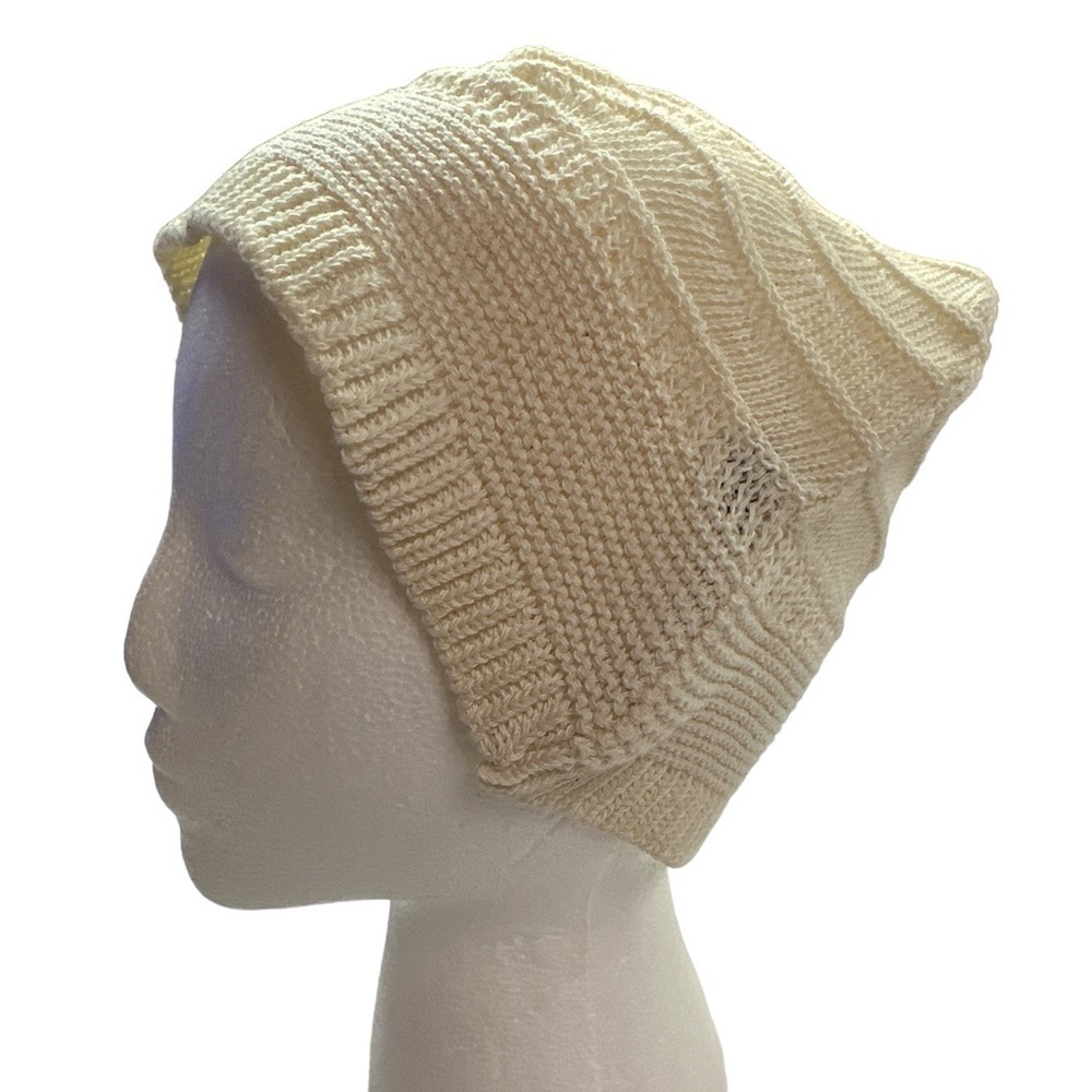 Nasty Gal Collection Cream Knit Crochet Hat Size 8